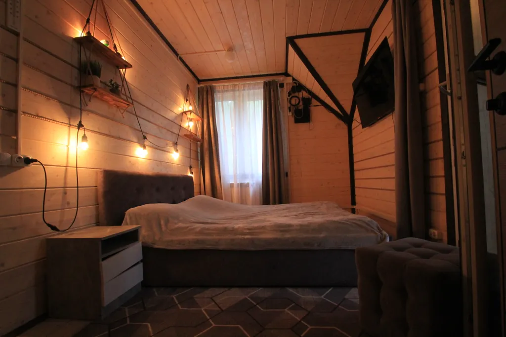 Новый уютный дом-баня с банным чаном у соснового леса