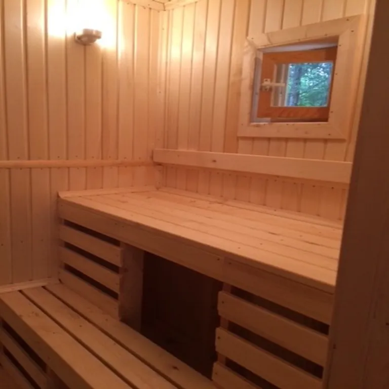 Домик на берегу