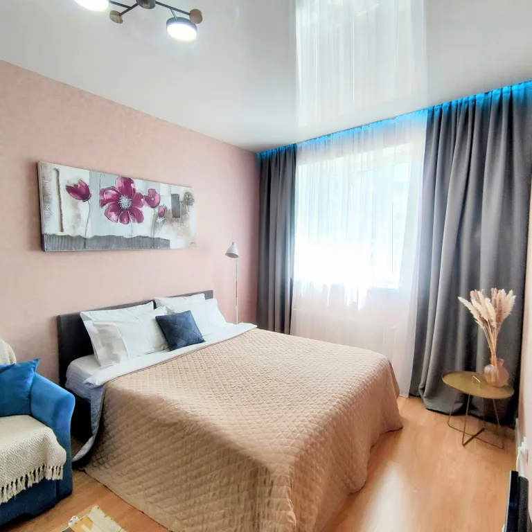 Ждем гостей в солнечную, просторную 1 комнатную квартиру