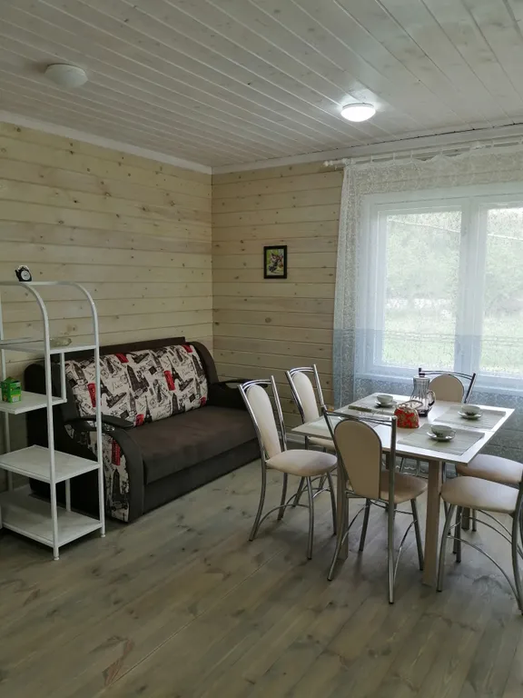 Уютные домики на берегу озера с баней на дровах