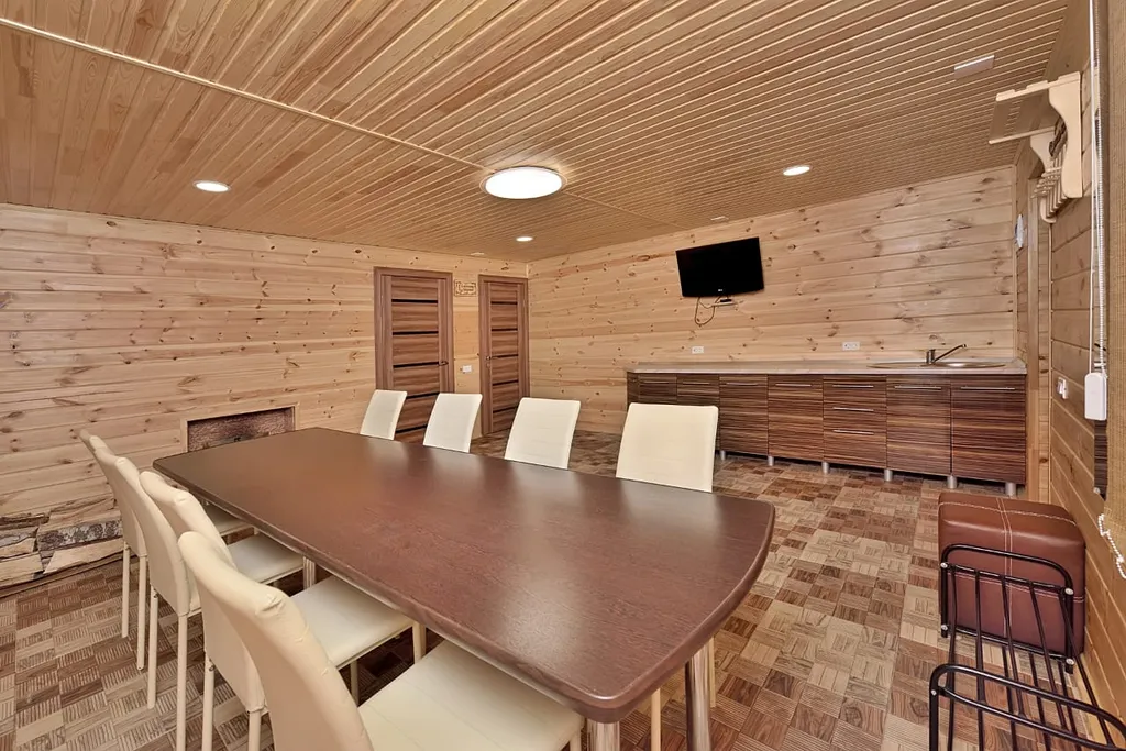 Большой, уютный семейный дом