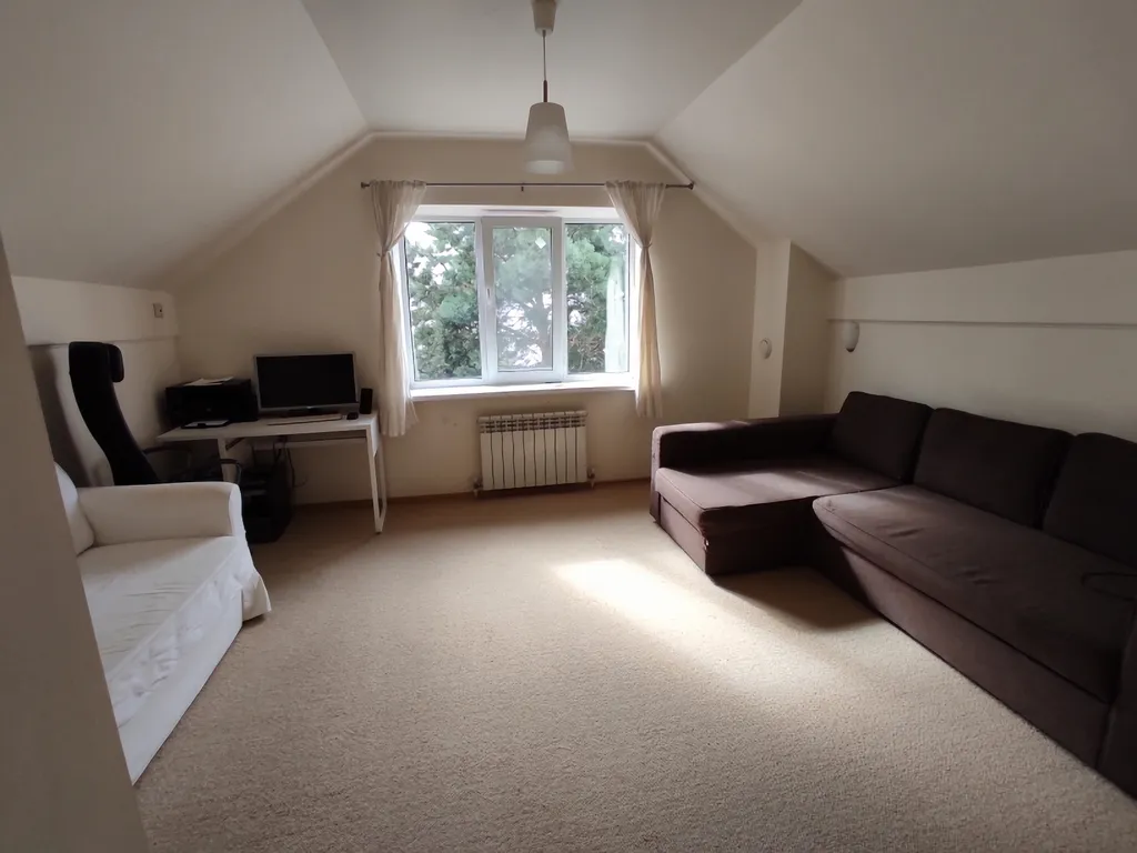 Дом на берегу Камского моря