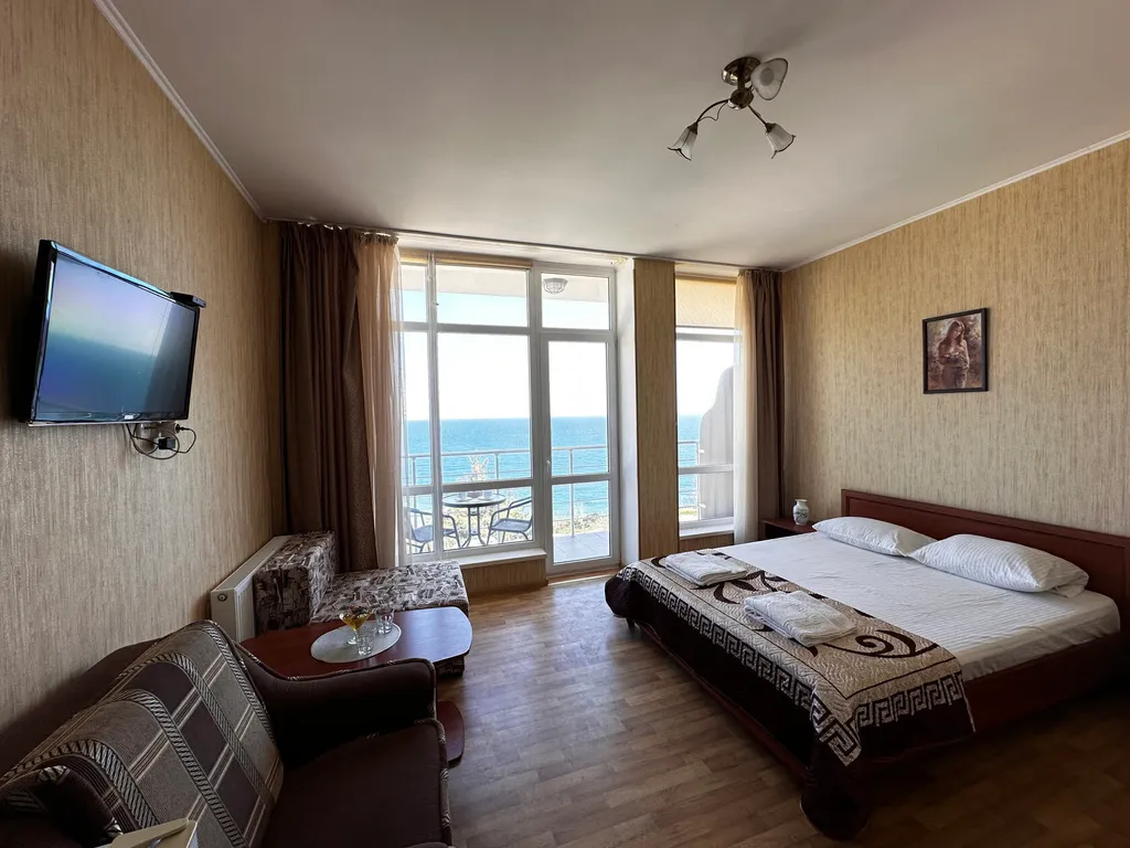 Квартира Комната — аренда посуточно в Семидворье