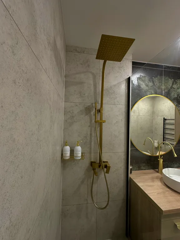 Уютная новая квартира возле вокзала и центра города