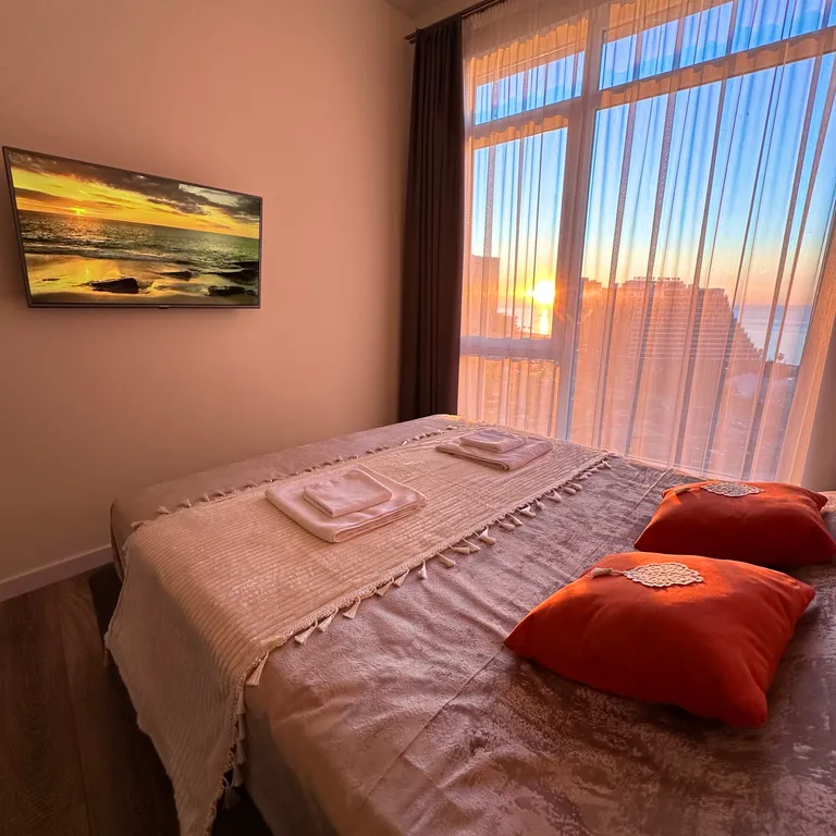 Квартира 2-х комнатный апарт, бассейн + парковка, жк white sails — аренда посуточно в Батуми