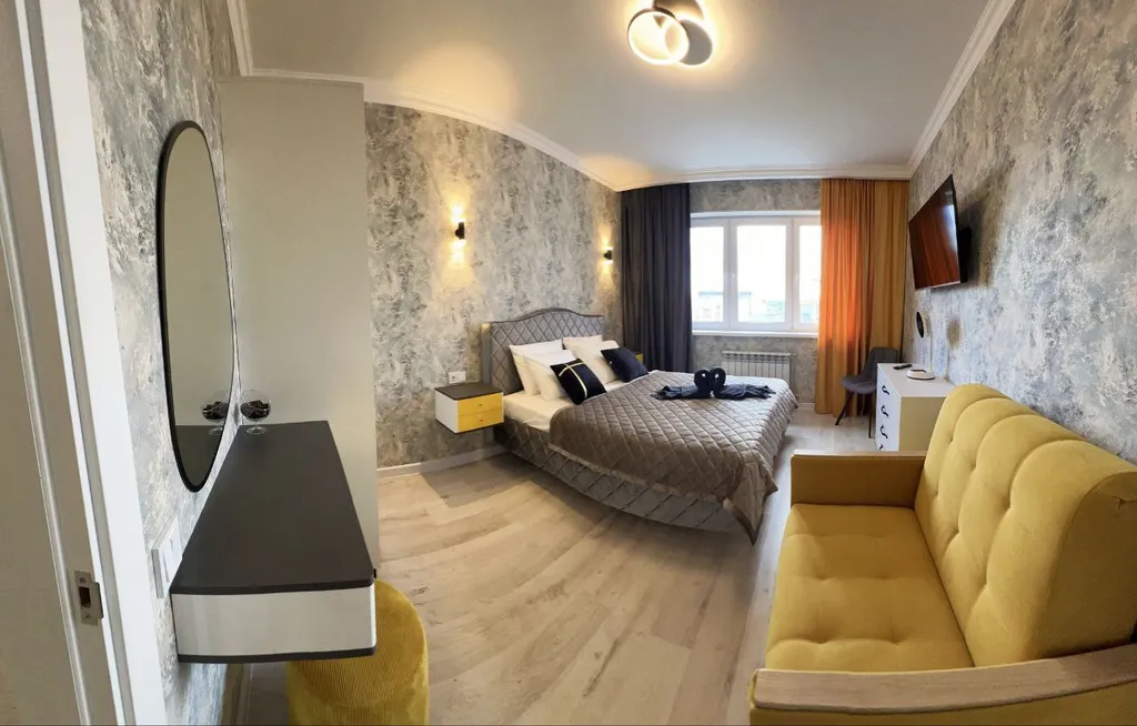 Эксклюзивная квартира с огромным турецким диваном