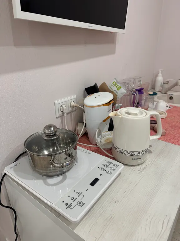 Красивая студия с видом на озеро в расширенном центре