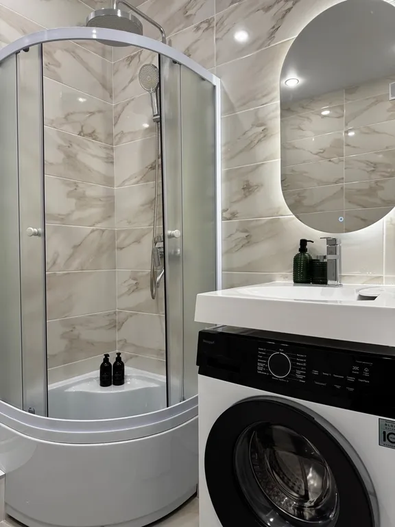 Дизайнерская студия в изумрудном цвете