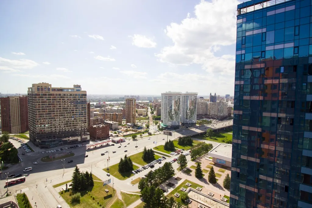 2-комнатная квартира в центре с видом на город