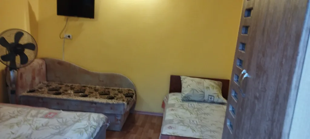 Летний домик рядом с морем, со своей зоной отдыха