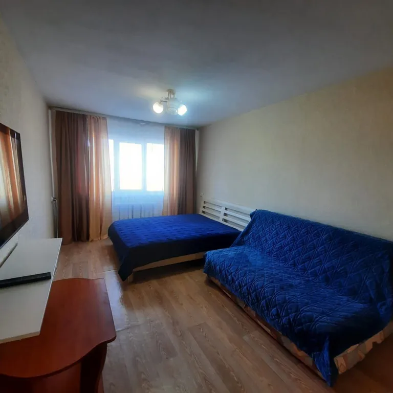 Свежая, уютная квартира в центре города с мебелью и бытовой техникой