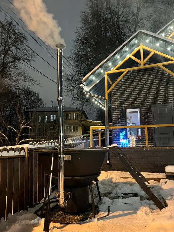 Коттедж Дом с баней на дровах, чаном и уютным двором с лобным местом — Лопатино