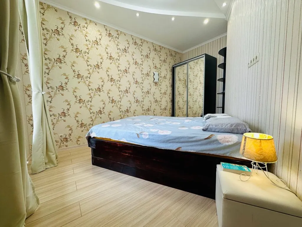 Квартира Квартира Большая 3 комнатная квартра с видом на море — Геленджик