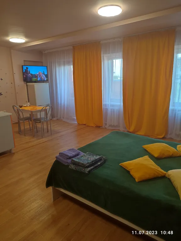 Тёплая сочная квартира