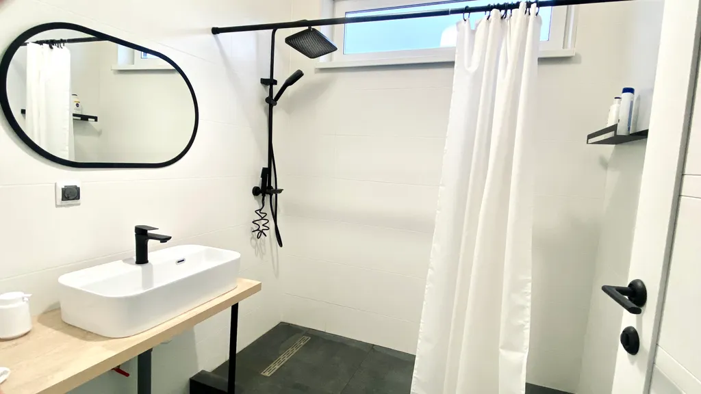 Тишина и релакс в новом уютном доме у леса