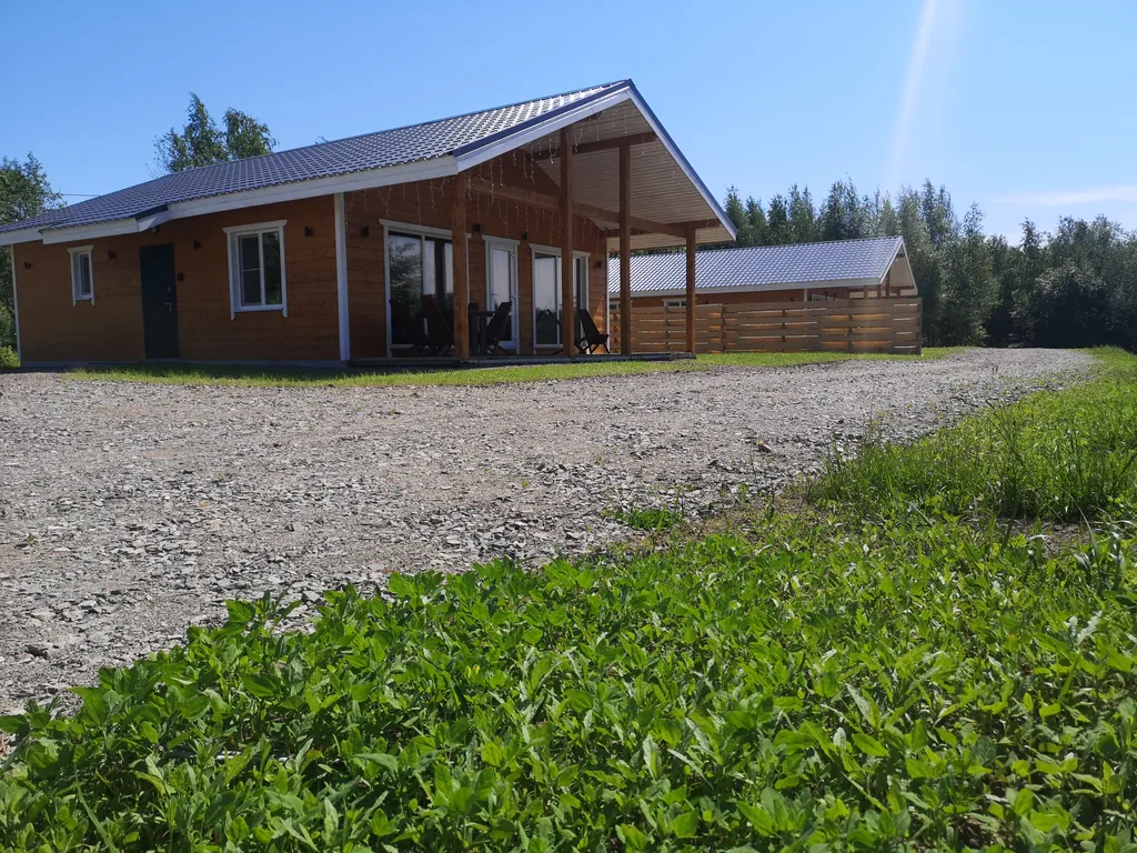 Коттедж Гостевой дом с террасой и сауной в Карелии, вблизи реки и озера Ладоги — Видлица