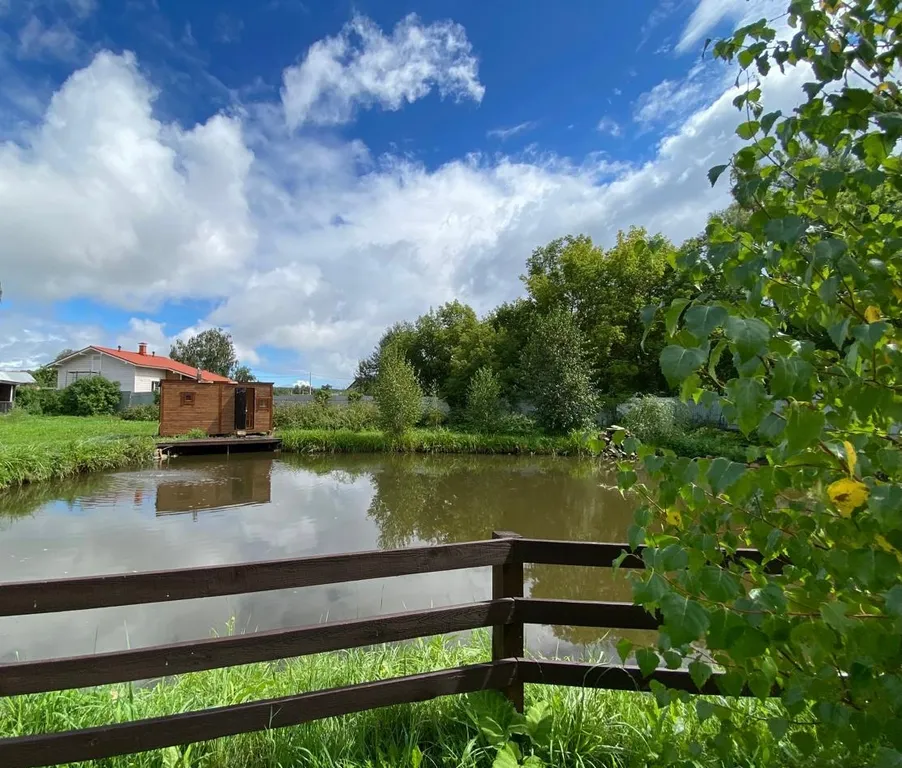 Дом у озера