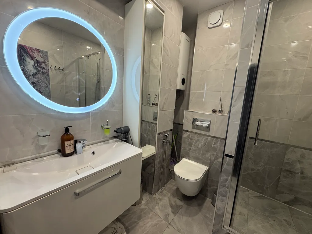 Стильная квартира в новом ЖК, рядом с Горным воздухом