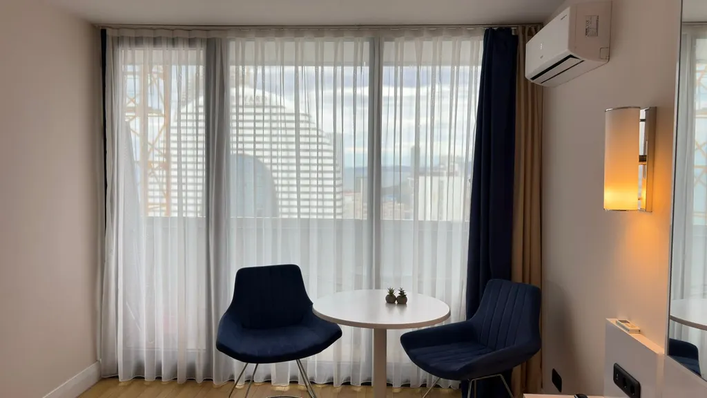 Уютная студия с шикарным видом