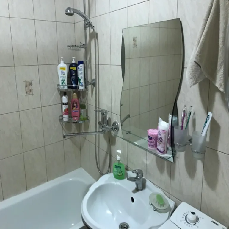 Уютная квартира в южной части города, рядом Набережная, парки