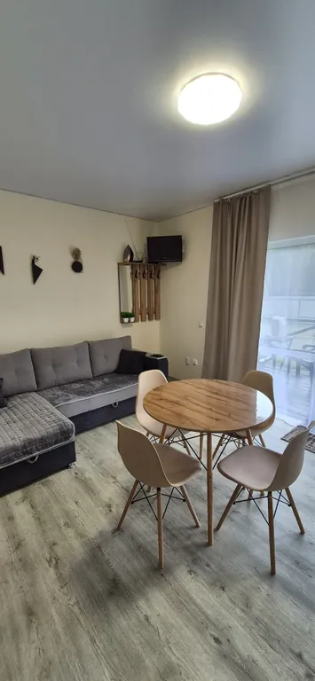 Домик с видом на горы