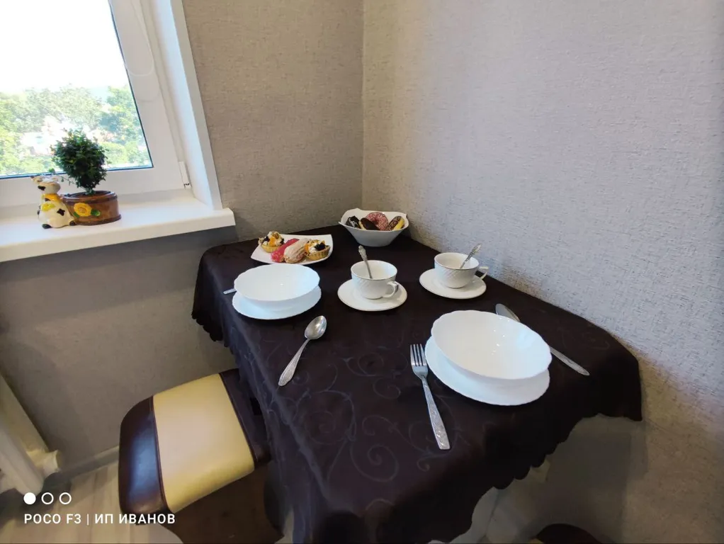 Двухкомнатные апартаменты с балконом в центре