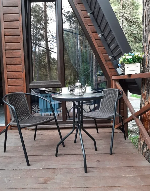 А-Frame домик с видом на гору Чегет