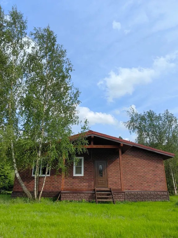 Дом с чаном у леса