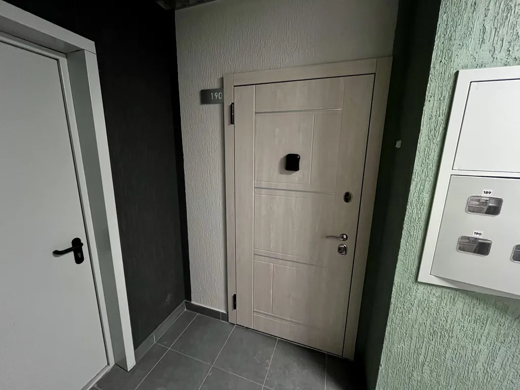 Просторная квартира со стильным интерьером и уютной атмосферой