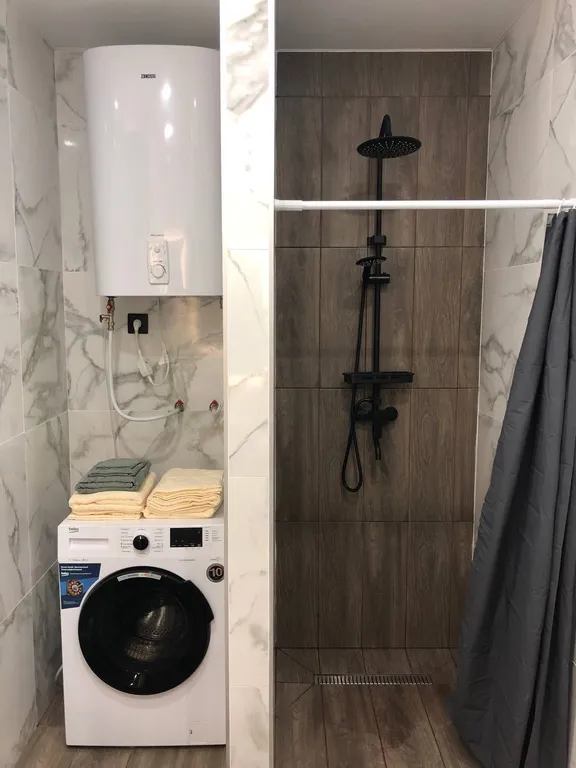 Уютный домик в окружении леса и горячих источников