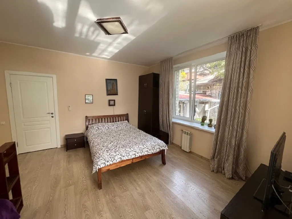 Коттедж 2-комнатный Дом — Ялта