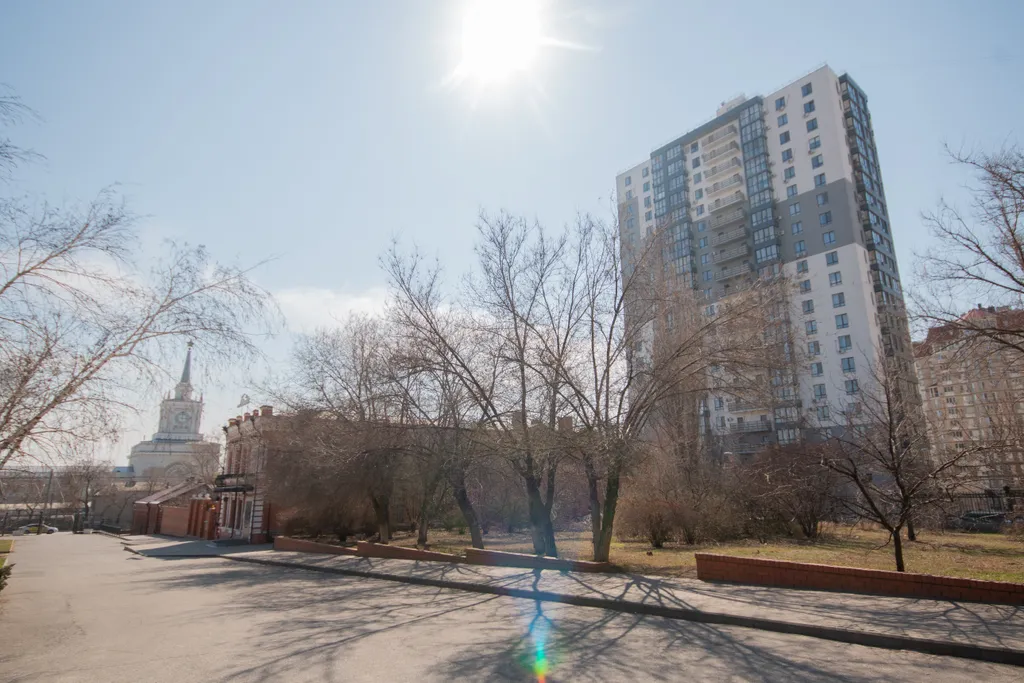 Студия в сердце города с видом на жд вокзал