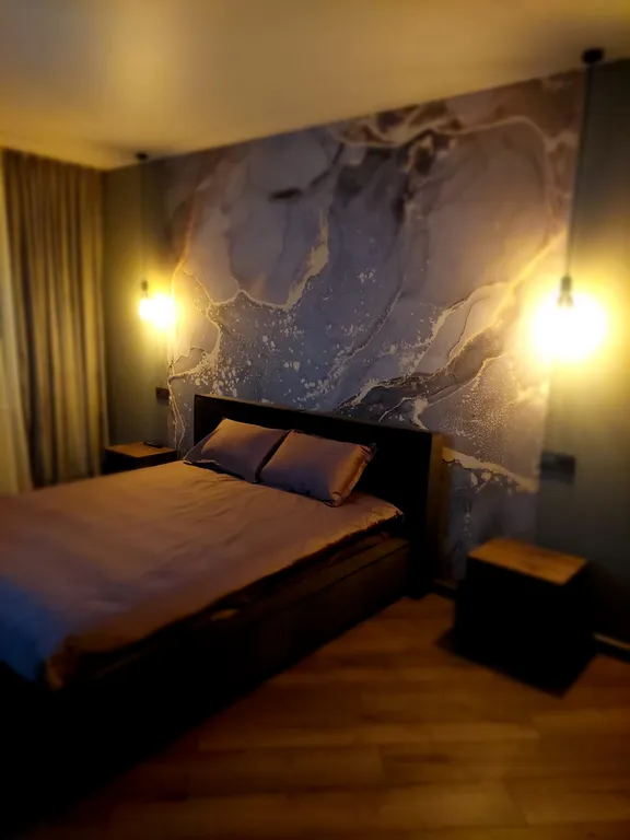 Уютная однокомнатная квартира с дизайнерским ремонтом