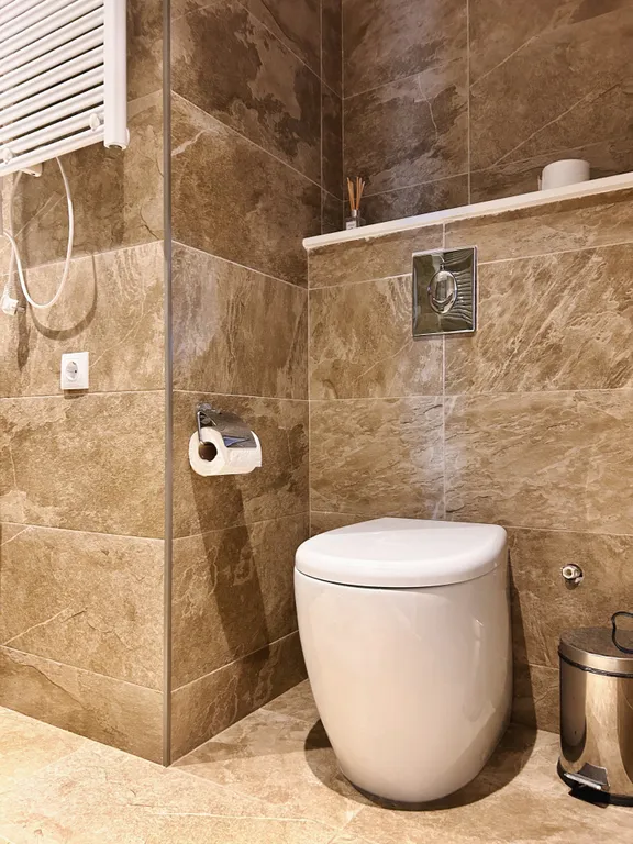 Alliance Burgundy 8th floor by brege