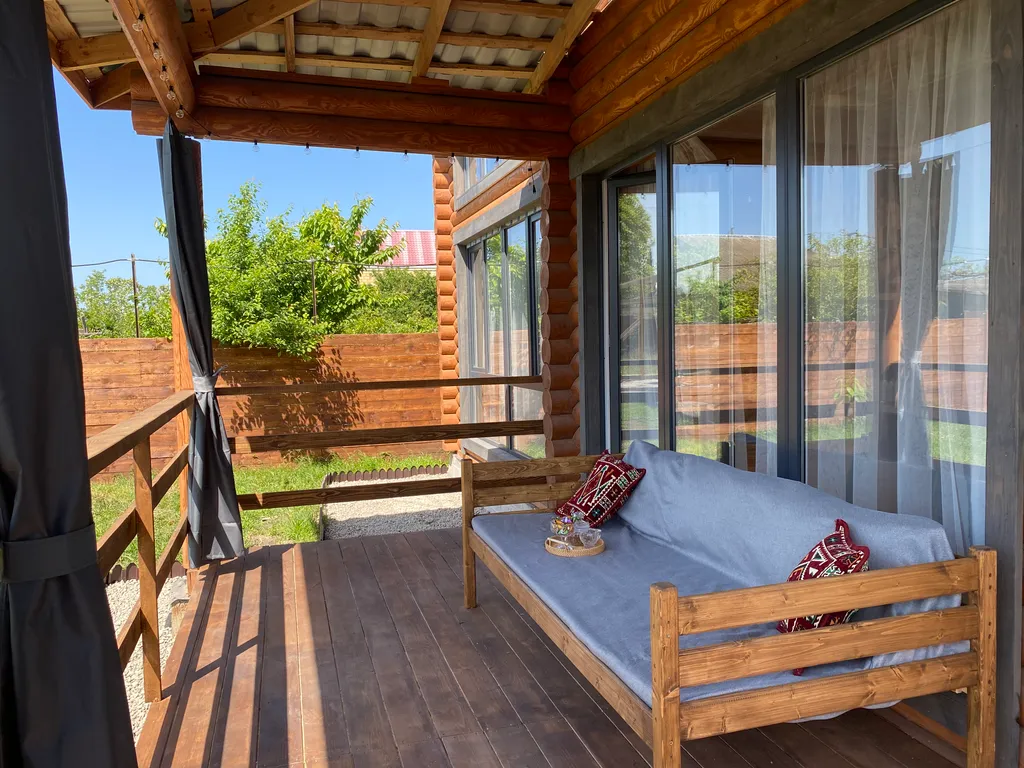 Дом из сруба в Самурском лесу