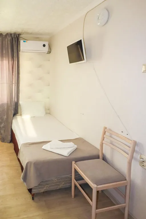 Уютная комната у моря