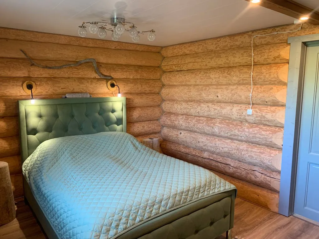 Коттедж Дом с видом на озеро — Крошнозеро