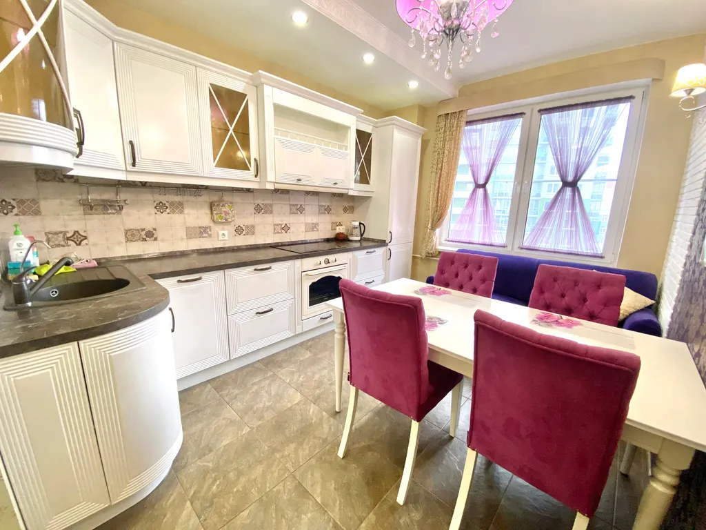 Уютная двухкомнатная квартира у метро Девяткино