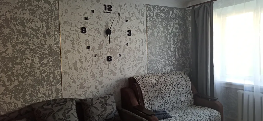 Уютная квартира рядом с аэропортом Толмачево — аренда посуточно в Обь