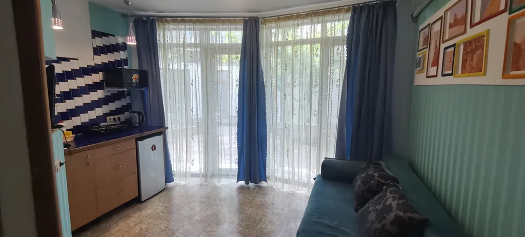 Квартира Уютная квартира в гостевом доме рядом с набережной им. Терешковой — Евпатория