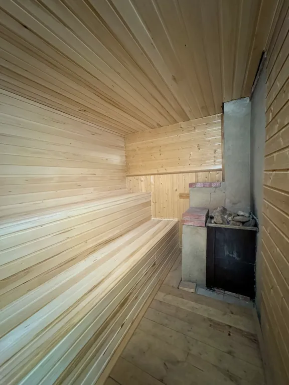 Дача художника с русской баней