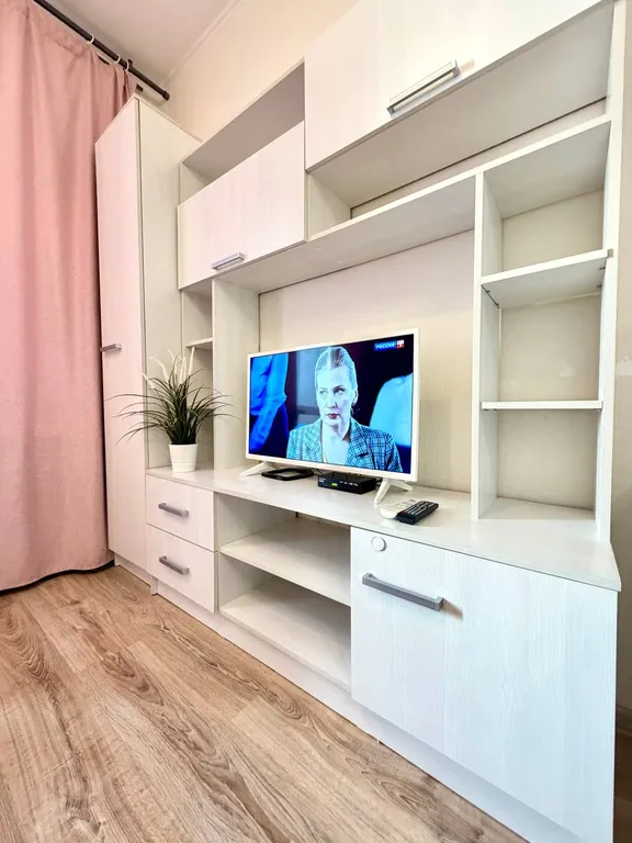 Высокий этаж, вид на город.