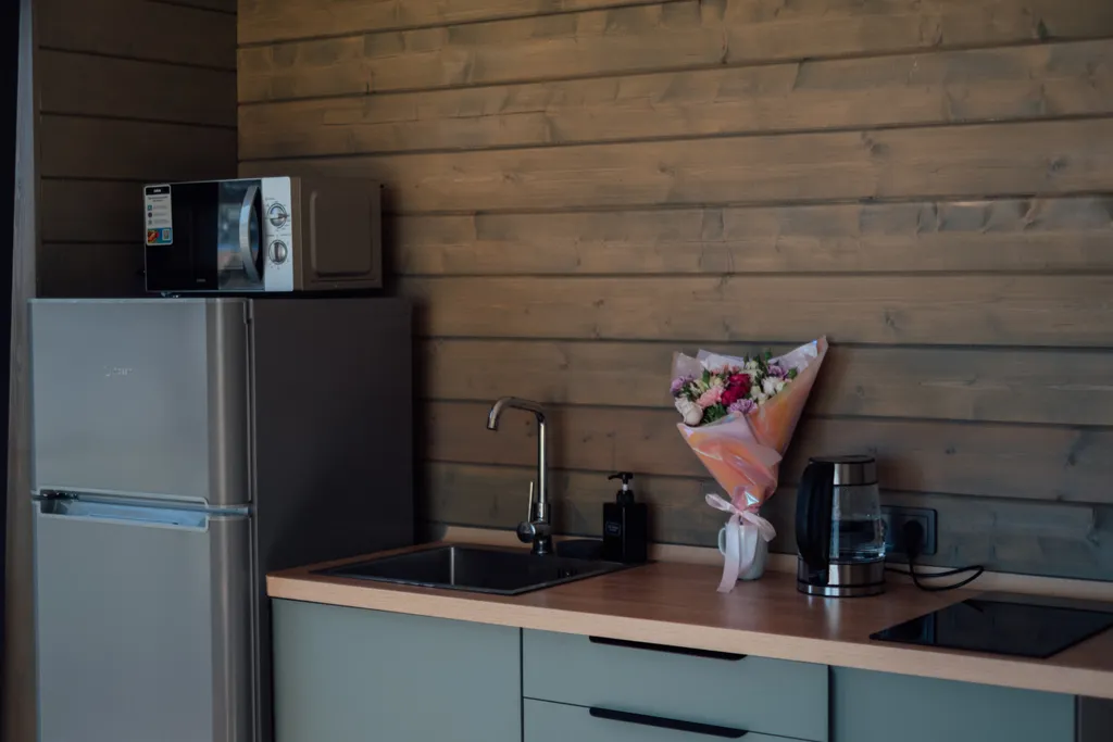 Коттедж Уютный домик с видом на озеро — Плодовое