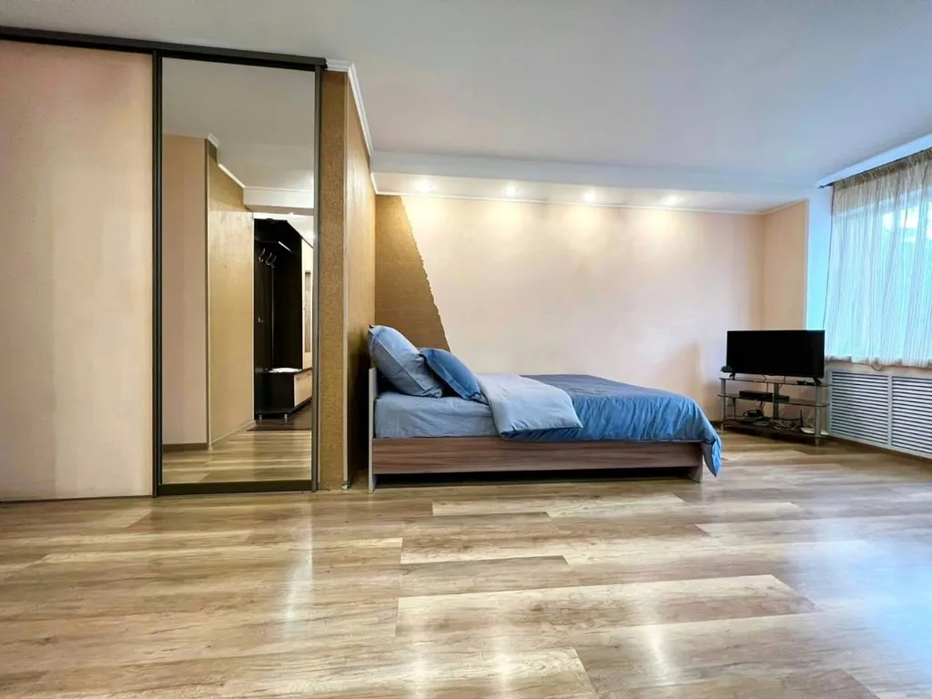 Квартира в районе ледового дворца спорта