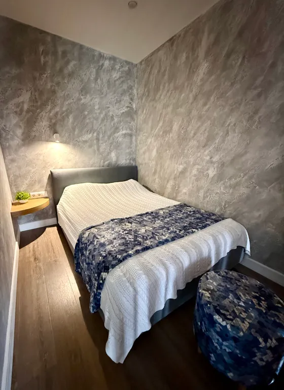 Чашечка кофе с видом на башни Кремля