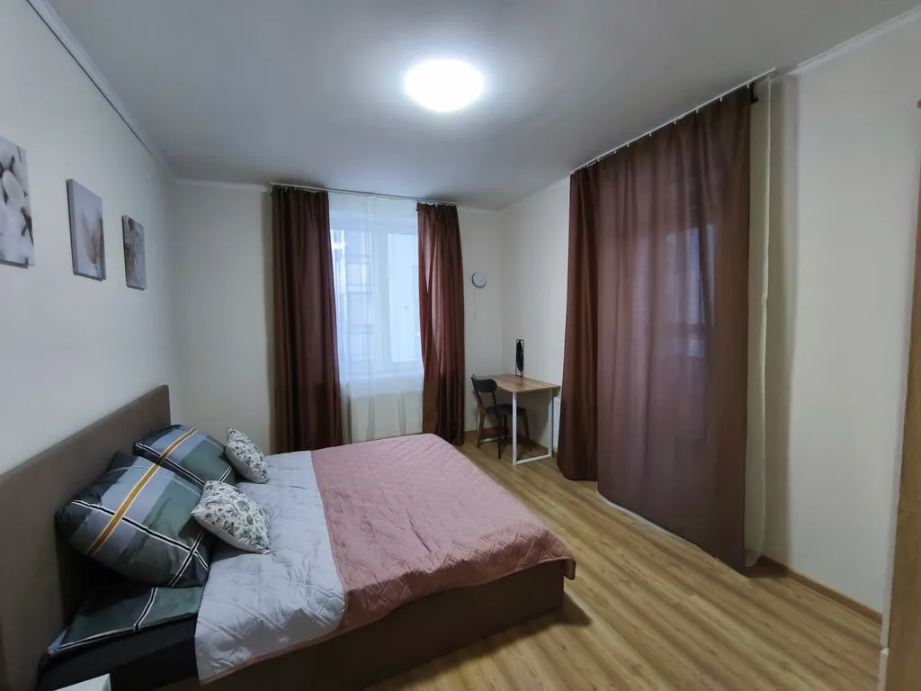 Квартира Просторная 2-х комнатная квартира с прекрасными видами  возле метро — Екатеринбург