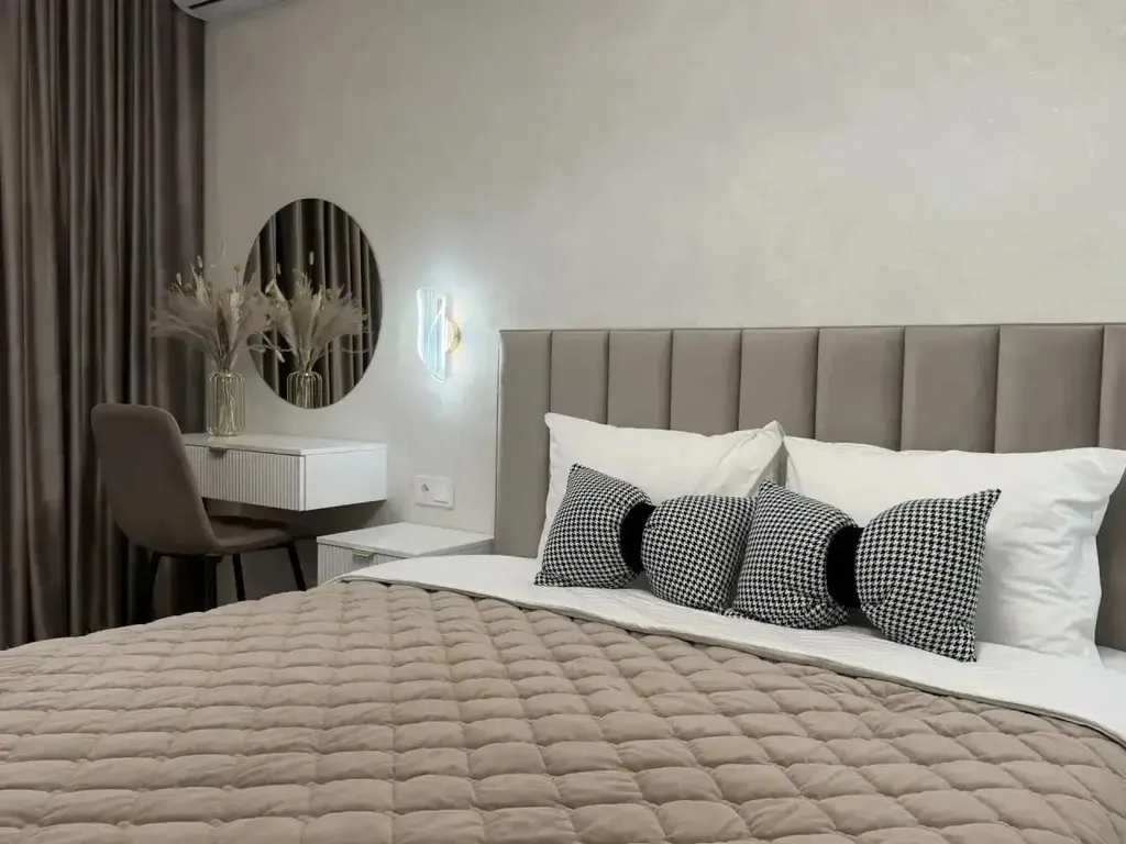 Современная 2-я квартира в районе ГМР — аренда посуточно в Краснодар