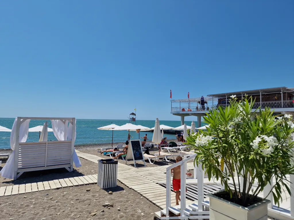 3-х комнатные апартаменты 80м2 на набережной