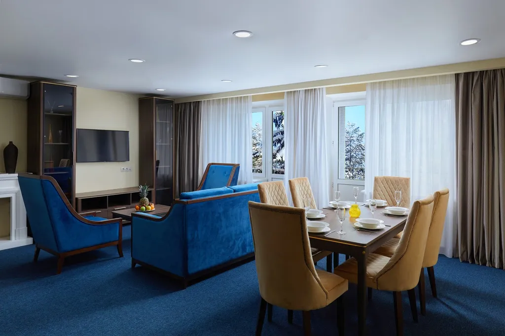 4-комнатная Квартира