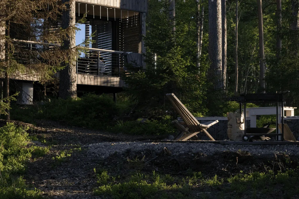 Коттедж Дом с одной спальней на 1 линии с видом на озеро — Приморск